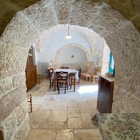 Trullo Fiorino Cisternino