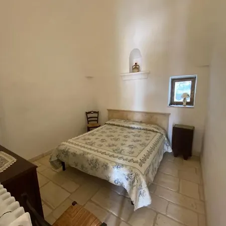 Trullo Fiorino * Cisternino