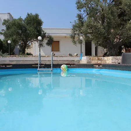 Trullo Fiorino Cisternino