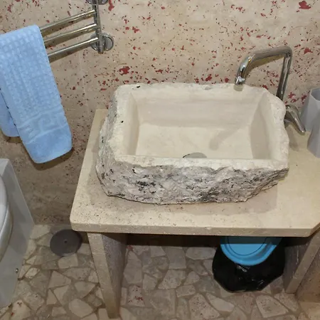 Holiday home Trullo Fiorino *